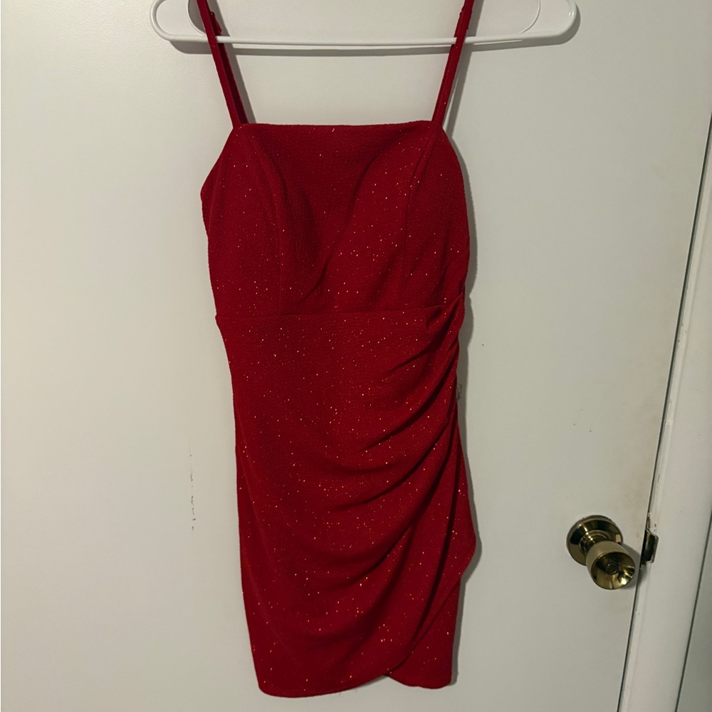 Elegant Red Sleeveless Dress